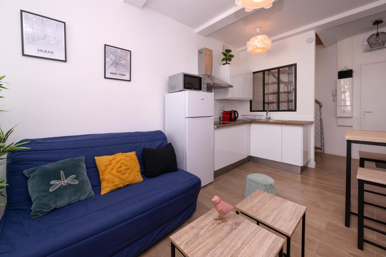 Le Nostradamus - Magnifique Appartement Cours Principal Plein Centre Avec Parking Salon-de-Provence Bagian luar foto